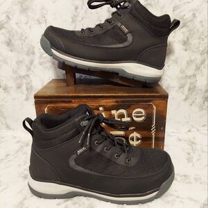 BOGS Women’s Steel Toe 8.5